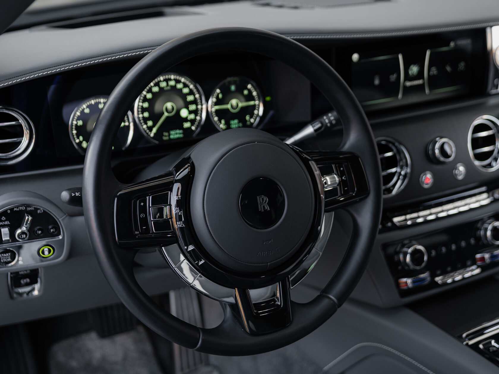 Rolls-Royce Ghost EXTENDED 2021 год <br>Graphite 