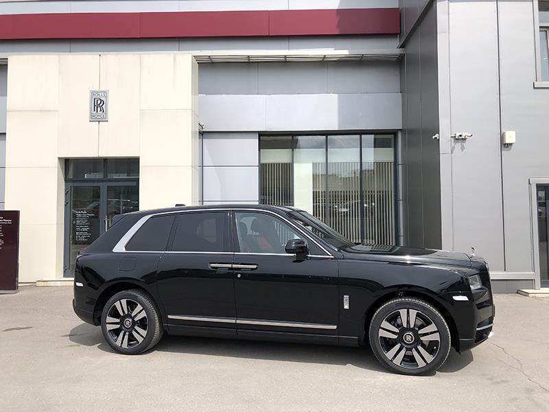 Rolls-Royce Cullinan  <br>Black Diamond 