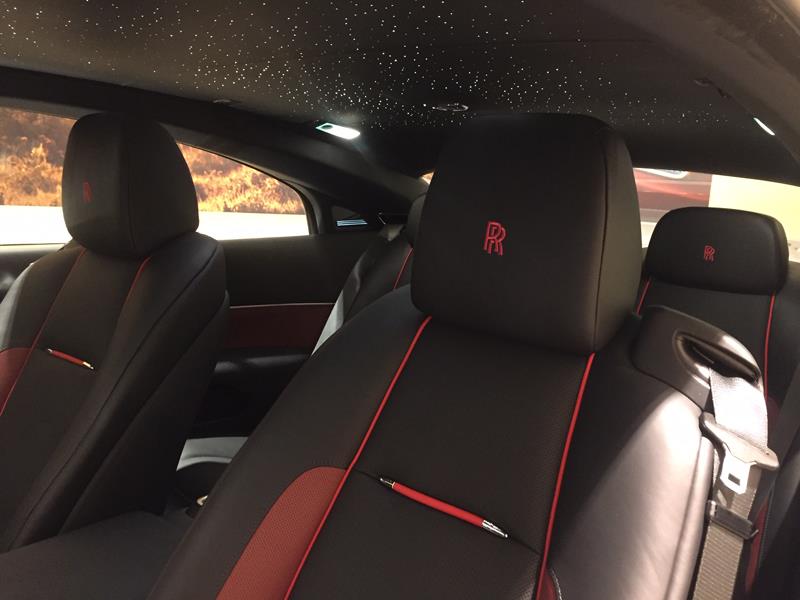 Rolls-Royce Wraith  <br>Bohemian Red / Black Diamond 