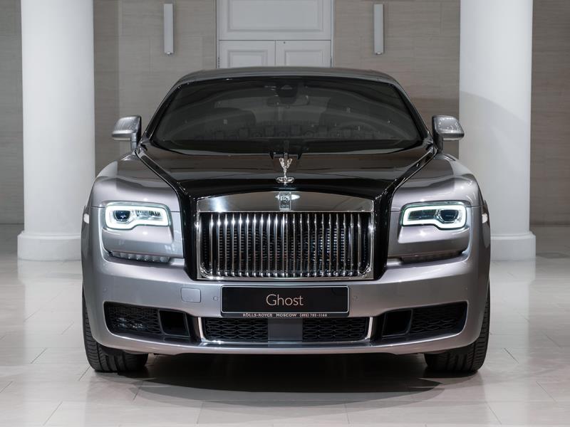 Rolls-Royce Ghost  <br>Jubilee Silver / Diamond Black 