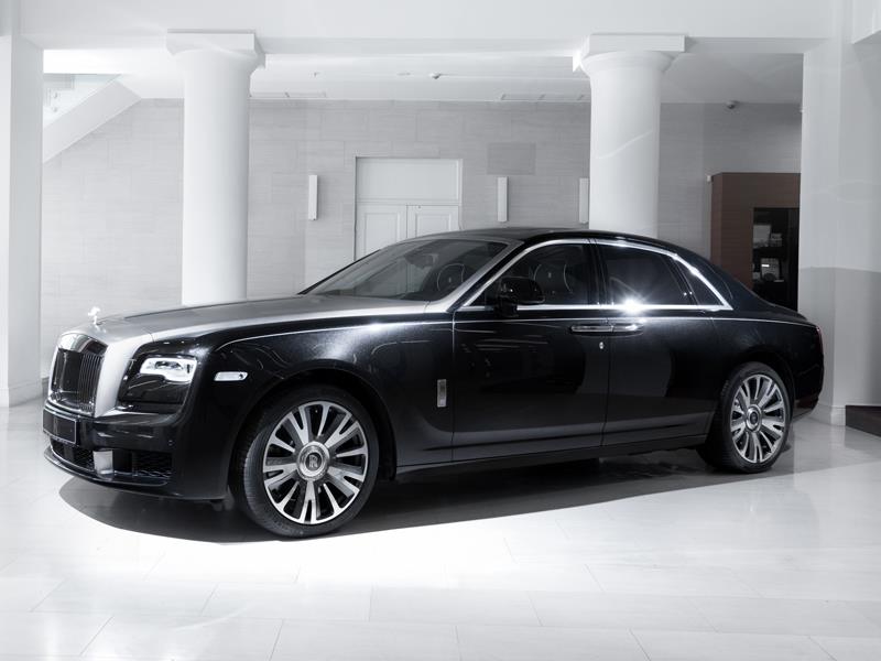 Rolls-Royce Ghost SWB  <br>Black Diamond 