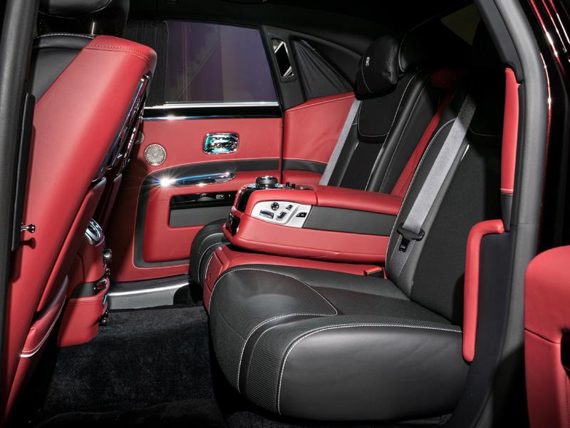 Rolls-Royce Ghost Zenith Collection  <br>Bohemian Red / Diamond Black 