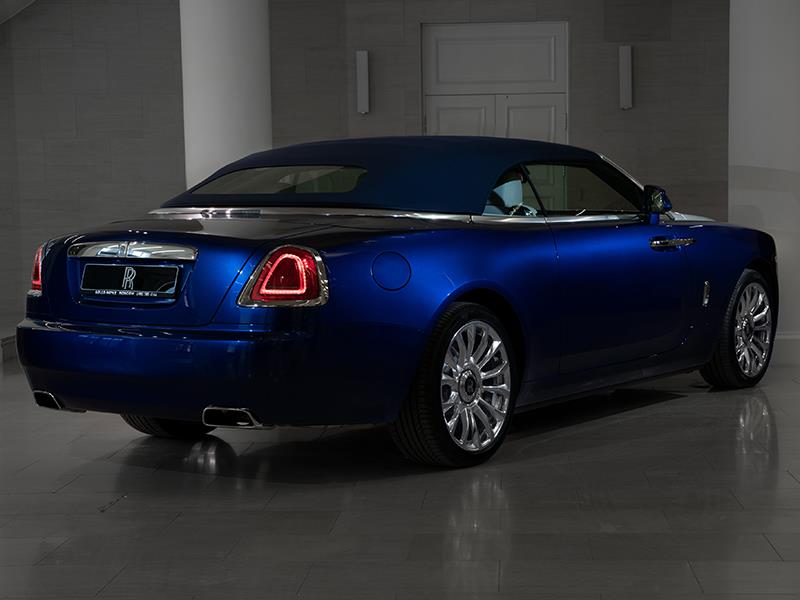 Rolls-Royce DAWN 2019 год <br>Salamanca Blue / Silver 