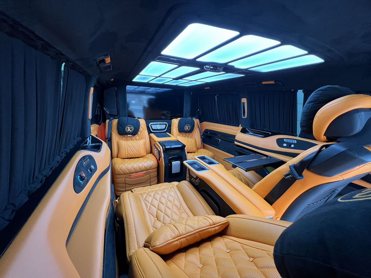 Rolls-Royce V-Класс, III (W447) Рестайлинг 2022 год <br>Черный