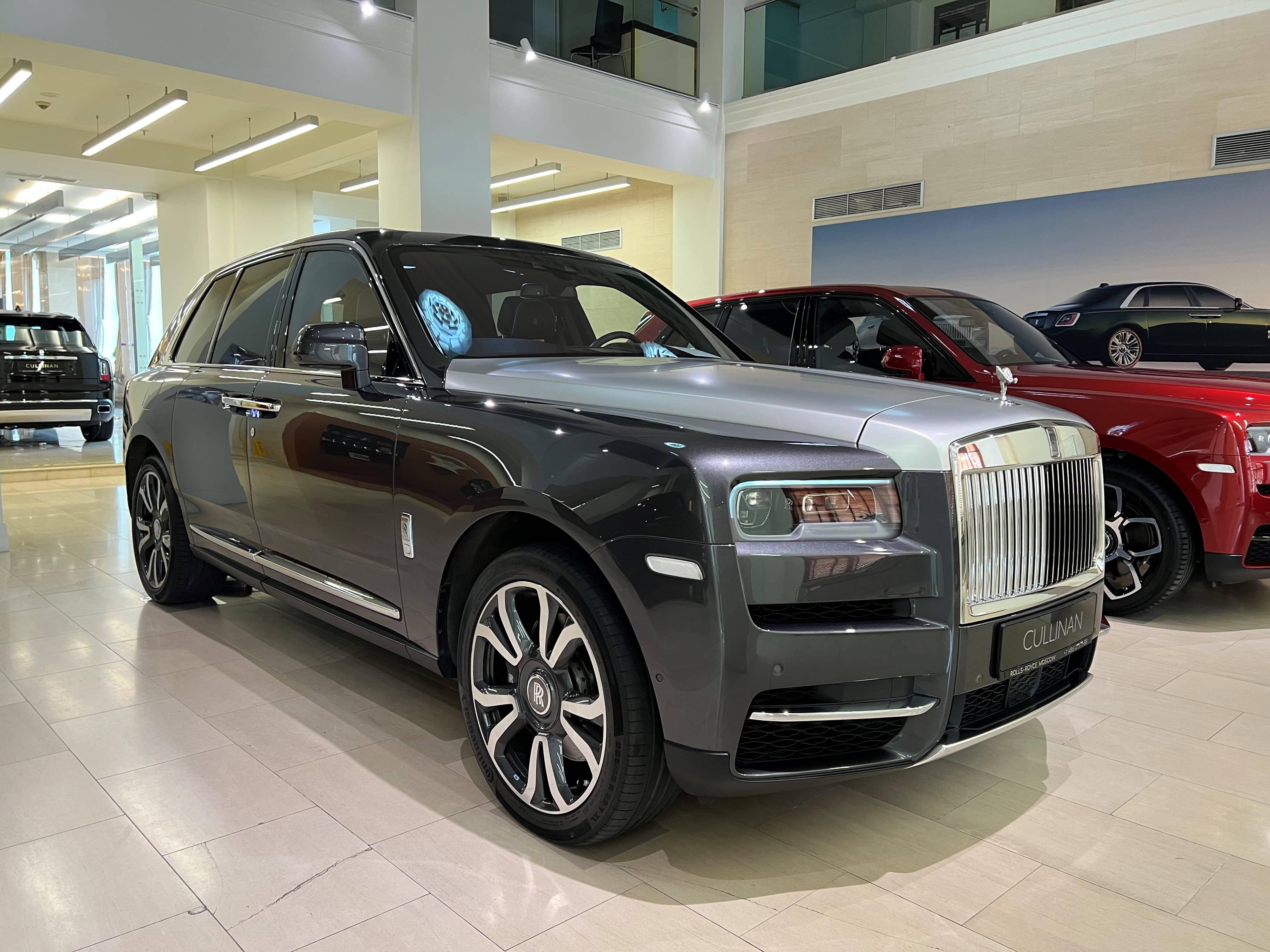 Rolls-Royce Cullinan 2019 год <br>Gunmetal 