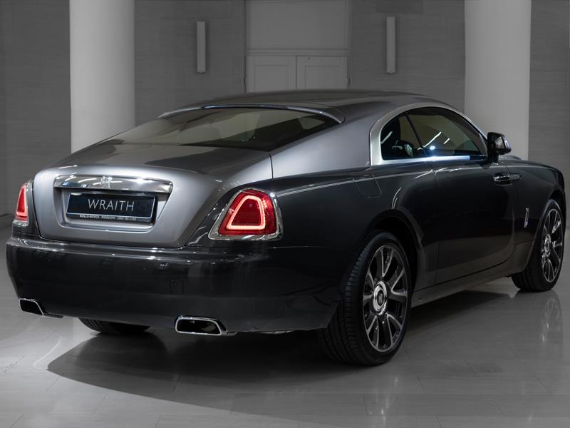 Rolls-Royce Wraith  <br>Darkest Tungsten / Jubilee Silver 