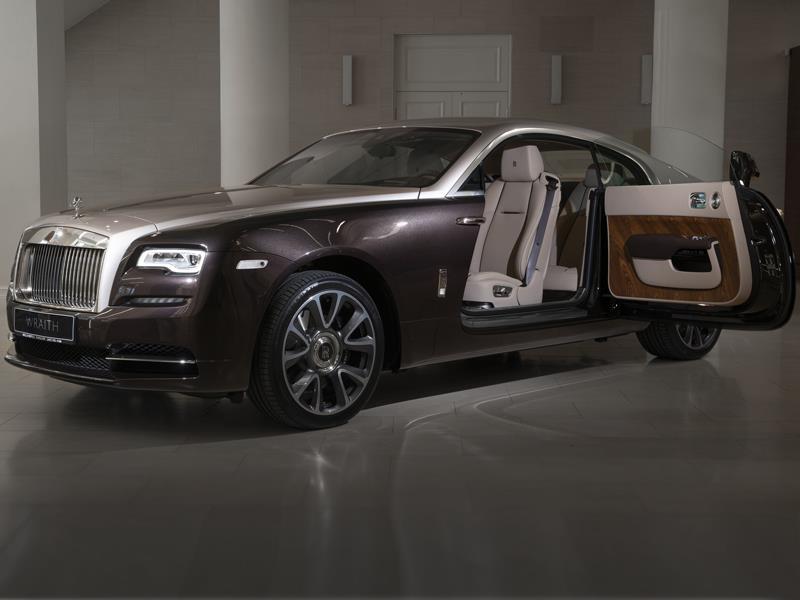 Rolls-Royce Wraith 2019 год <br>Smokey Quartz / White Sands 