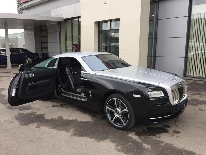 Rolls-Royce Wraith 2014 год <br>Infinity Black / Silver 