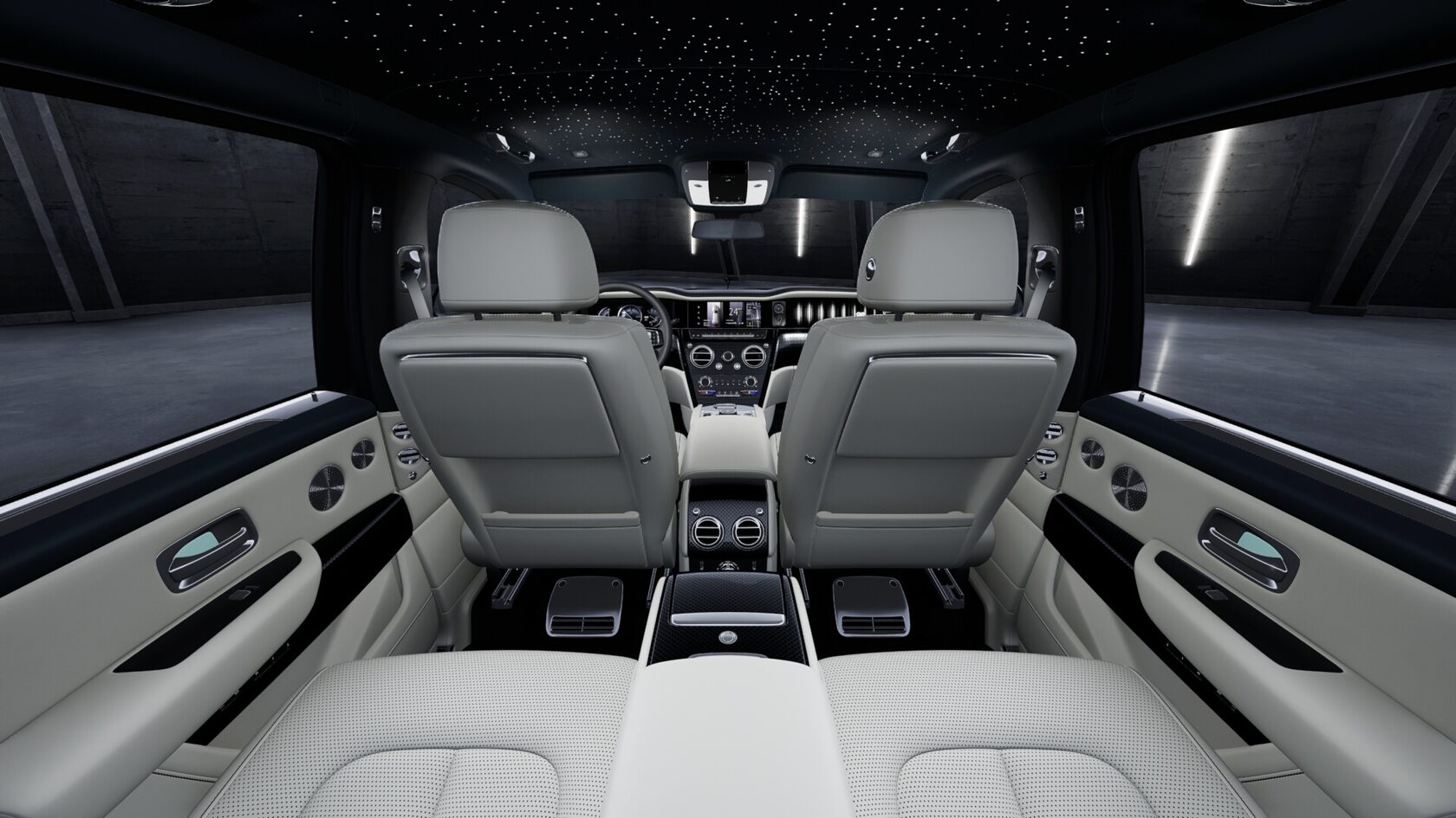 Rolls-Royce Cullinan Black Badge II  <br>Черный 