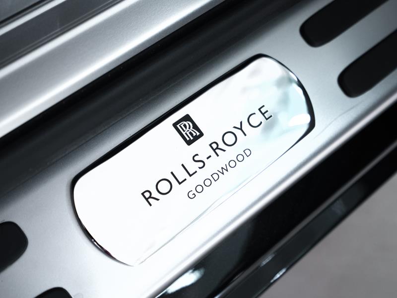 Rolls-Royce Wraith  <br>Black Diamond / Tuscan Sun 