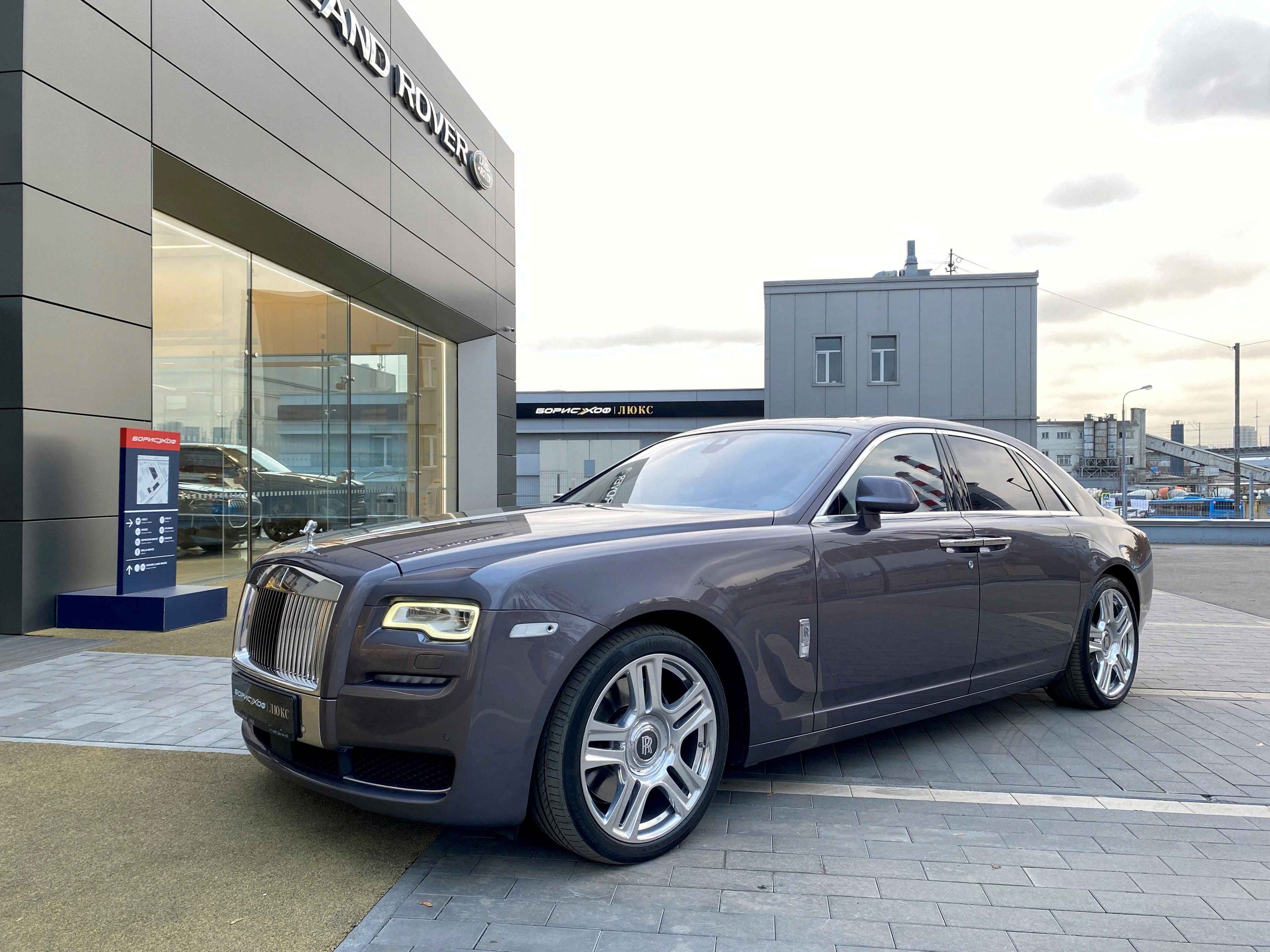 Rolls-Royce Ghost 2015 год <br>Anthracite – Тёмно-серый металлик 