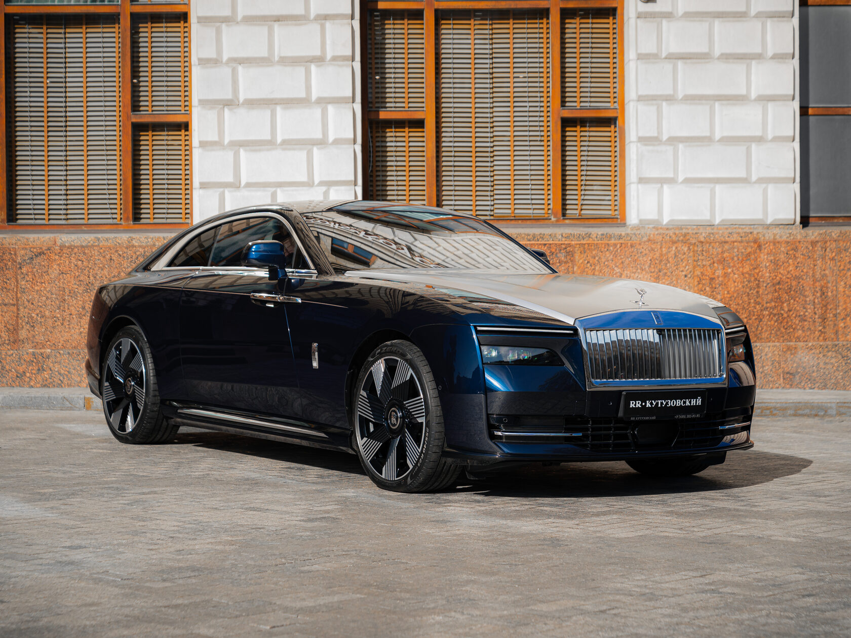 Rolls-Royce Spectre  <br>Midnight Sapphire 