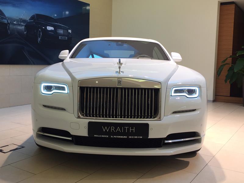 Роллс Wraith Вайт стиль