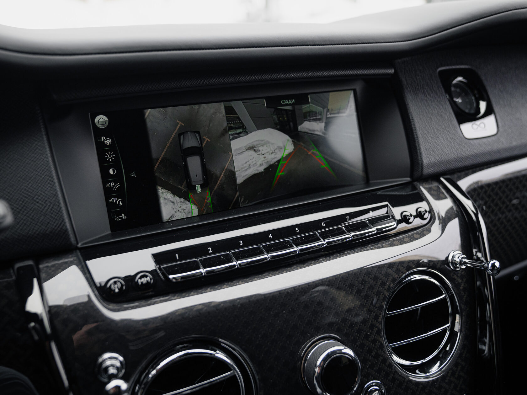 Rolls-Royce Cullinan Black Badge I 2025 год <br>Black Diamond 