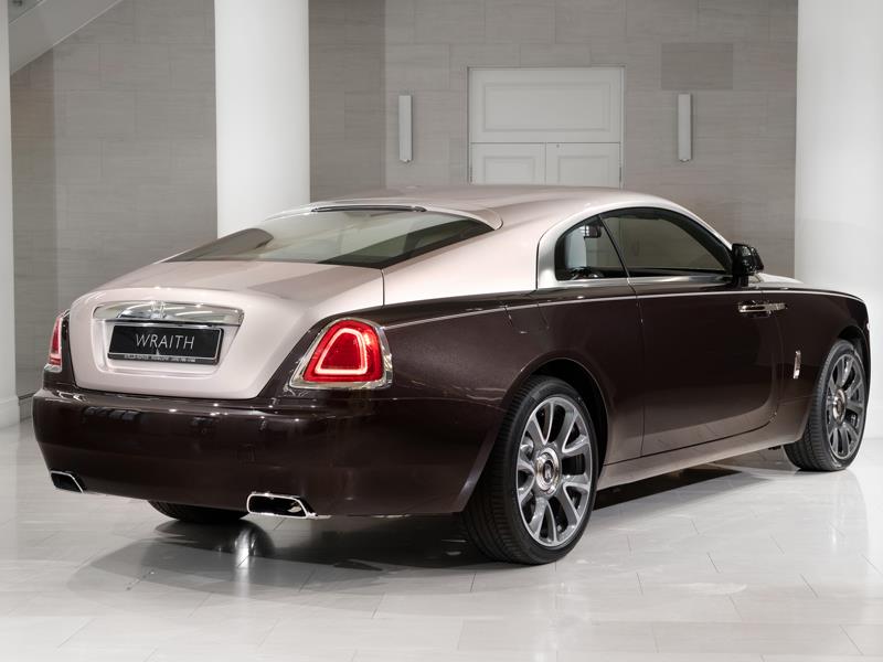 Rolls-Royce Wraith  <br>Smokey Quartz / White Sands 