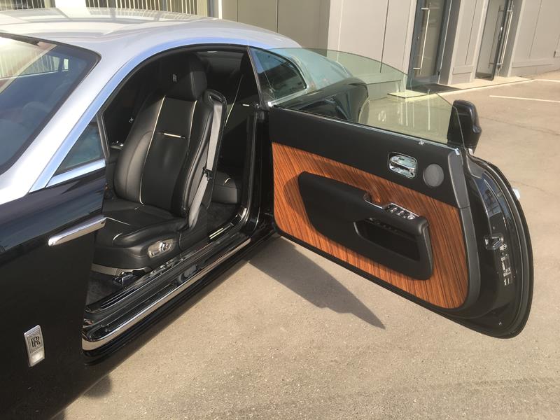 Rolls-Royce Wraith 2014 год <br>Diamond Black / Silver 