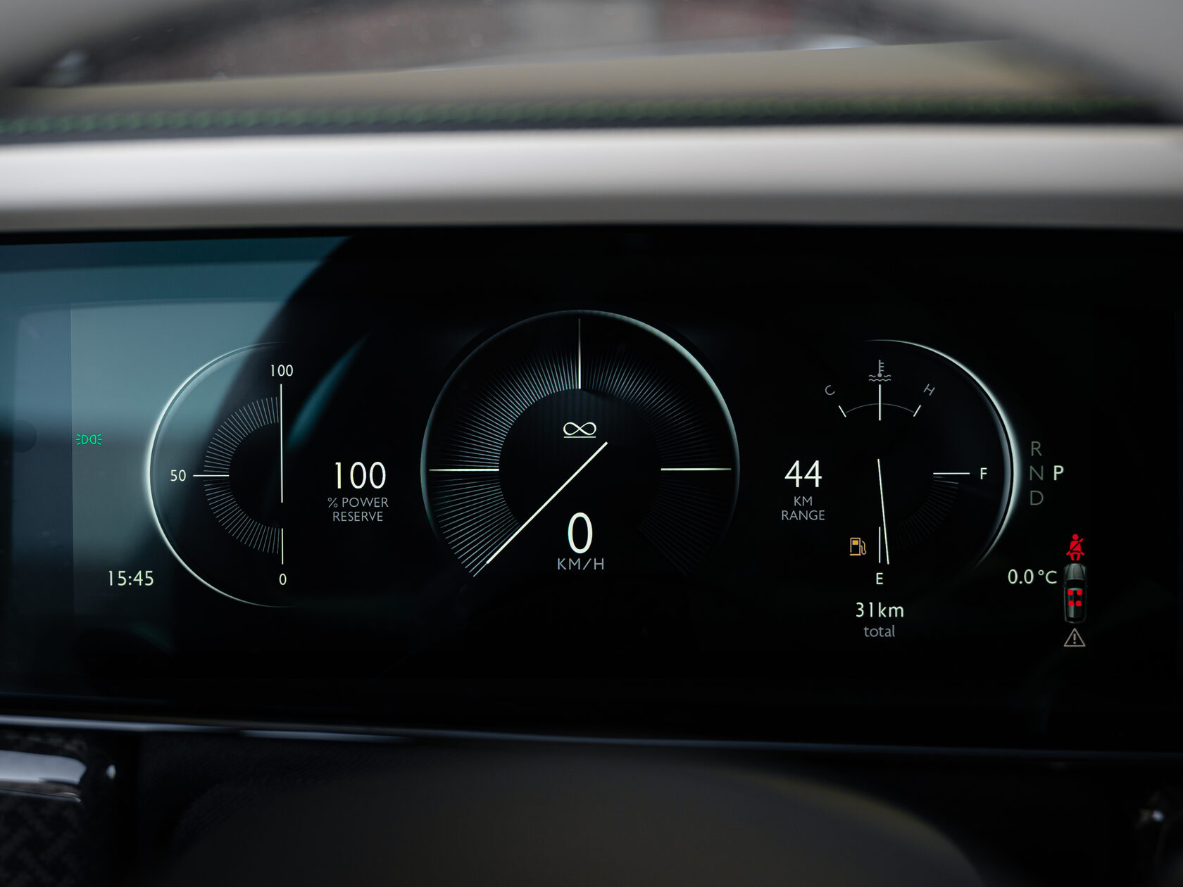 Rolls-Royce Cullinan Black Badge II  <br>Зелёный 