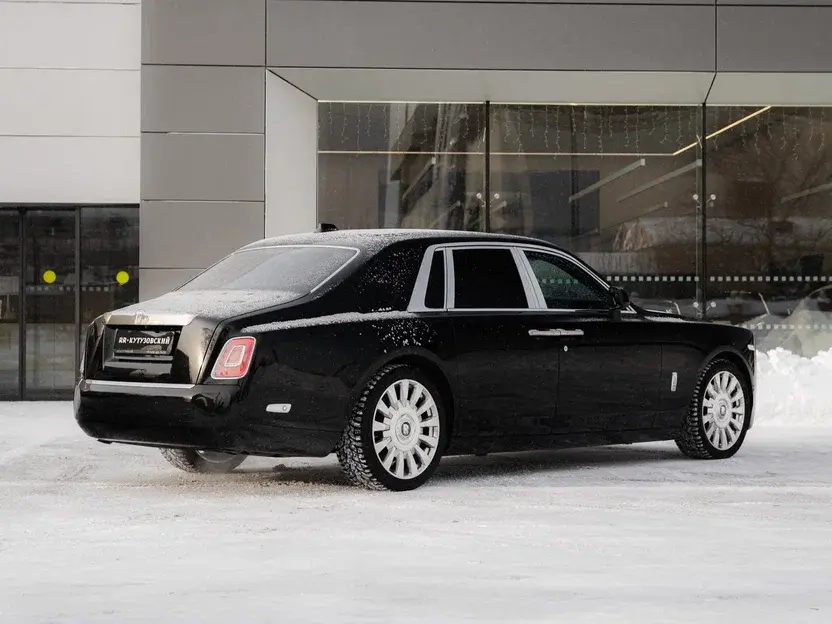 Rolls-Royce Phantom 2019 год <br>Black 