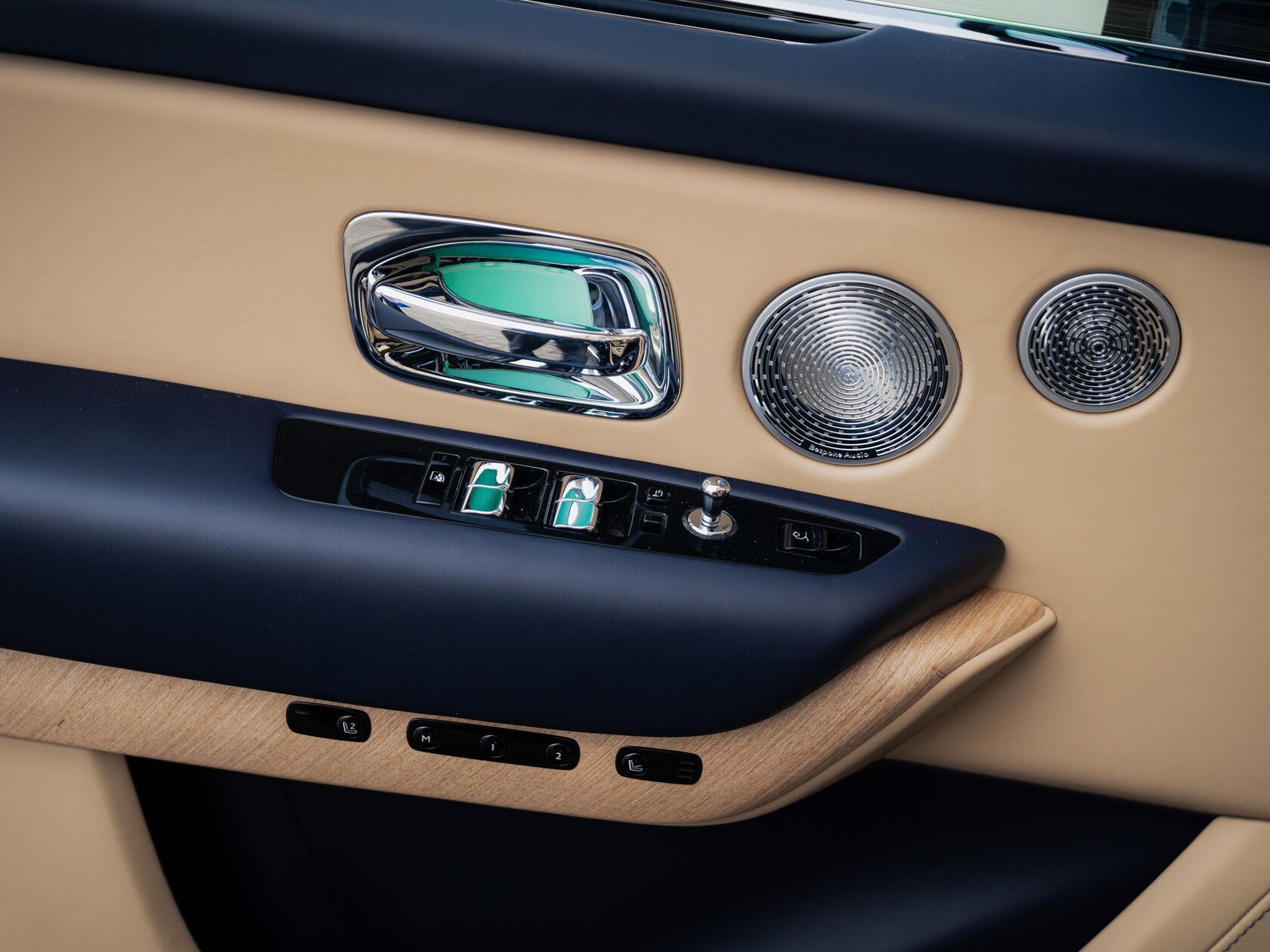 Rolls-Royce II Midnight Sapphire  <br>Midnight Sapphire 