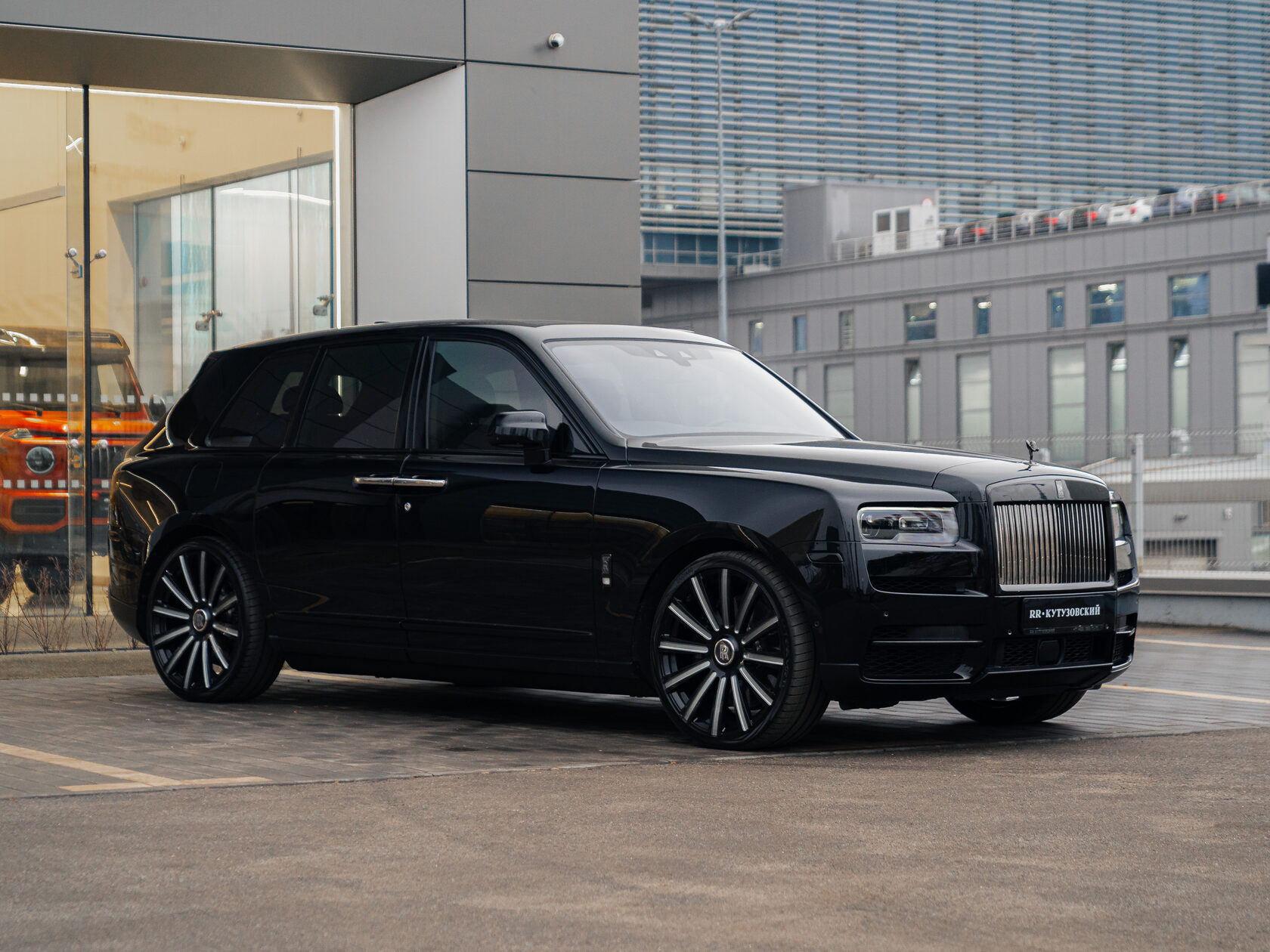 Rolls-Royce Cullinan Black Badge 2025 год <br>Black Diamond 