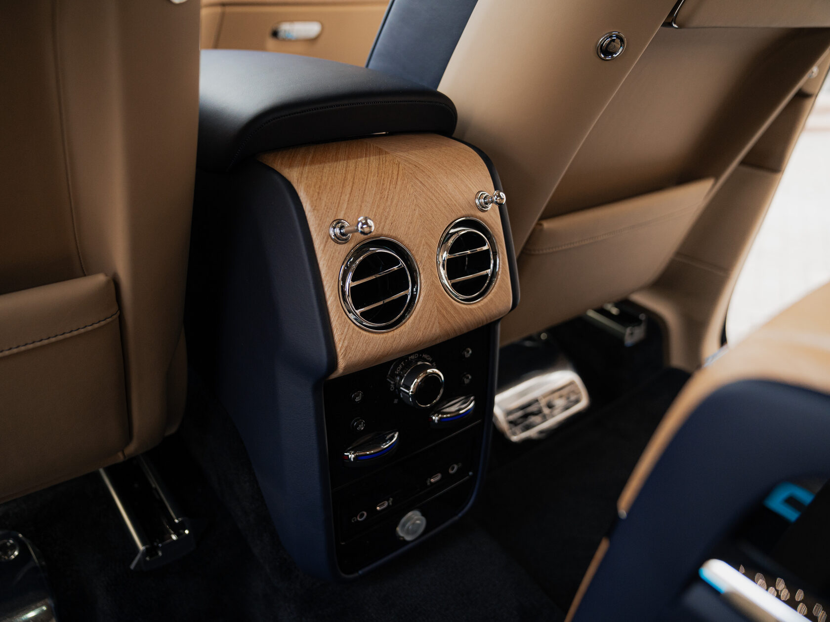 Rolls-Royce II Midnight Sapphire  <br>Midnight Sapphire 