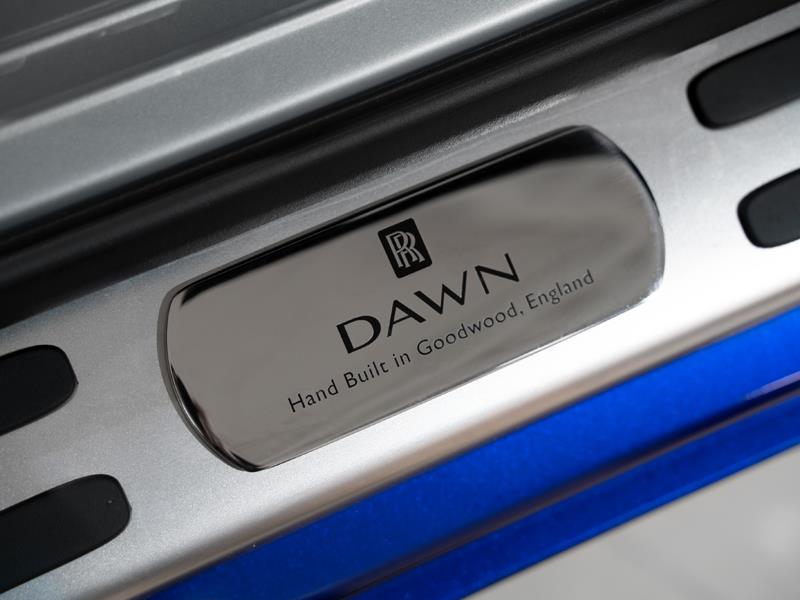 Rolls-Royce DAWN  <br>Salamanca Blue / Silver 