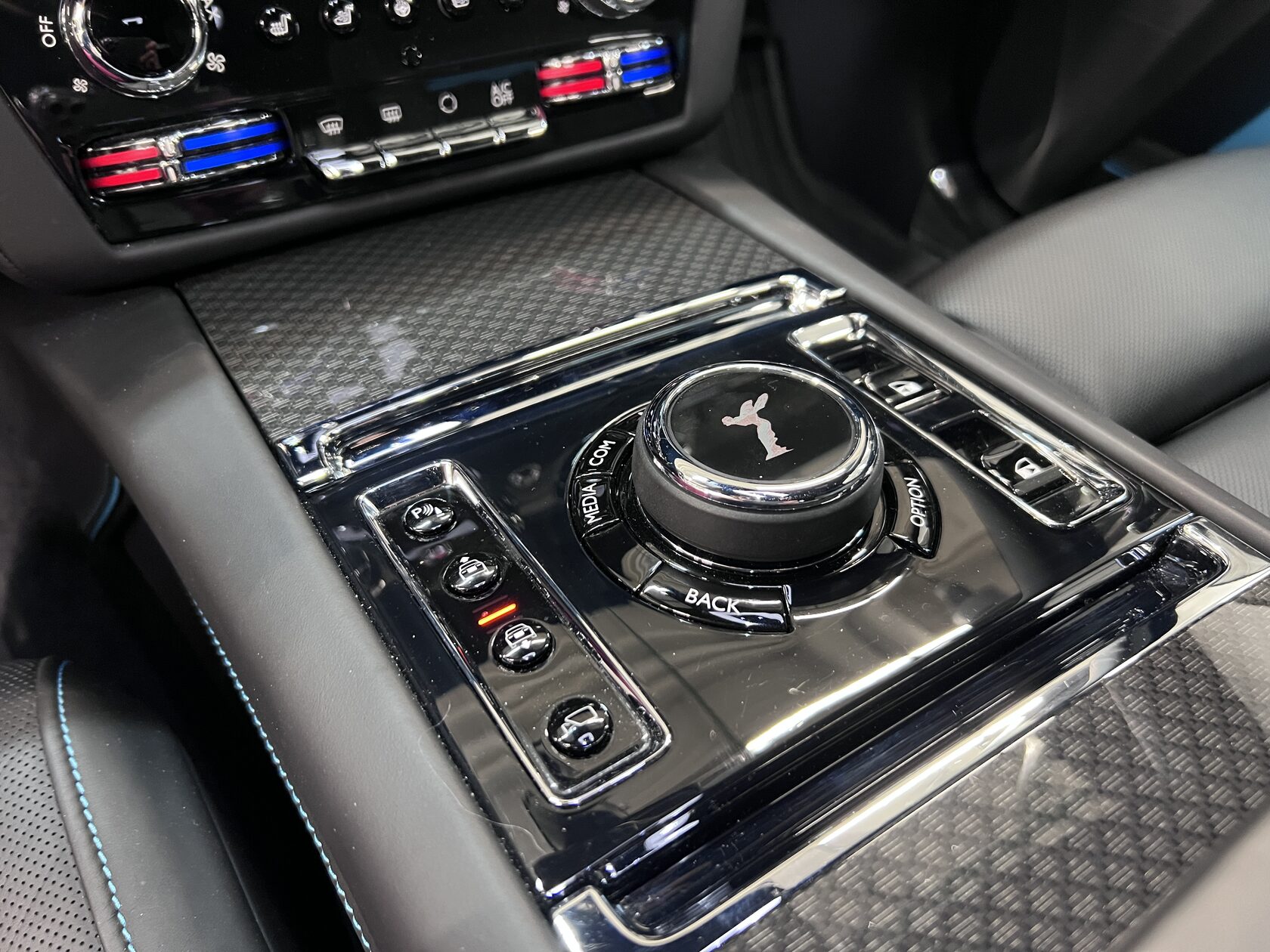 Rolls-Royce Ghost Black Badge by NOVITEC 2021 год <br>Черный Металлик Diamond Black 