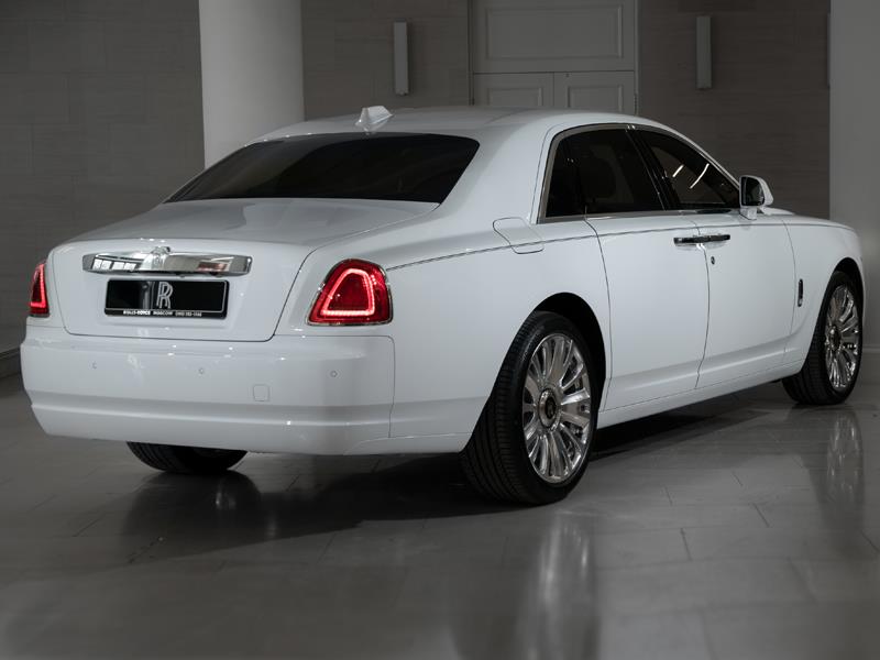 15 объявлений о продаже Rolls-Royce