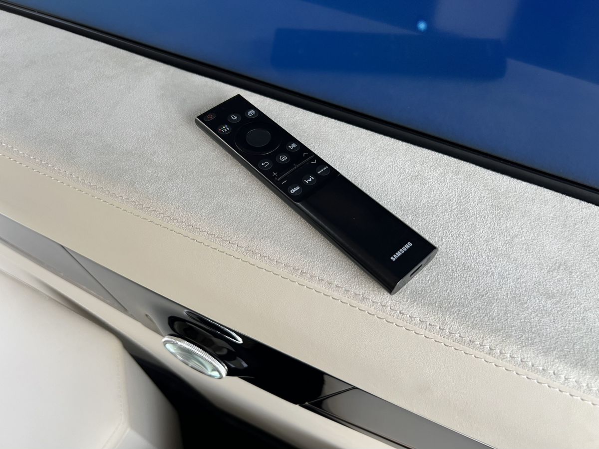 Rolls-Royce V-Класс  <br>Черный