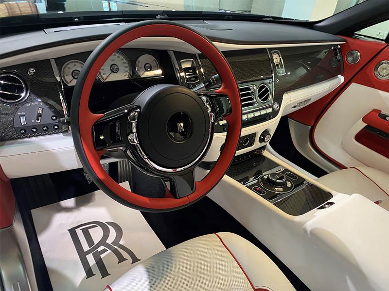 Rolls-Royce Wraith Black Badge  2021 год <br>Magma Red / Black Diamond 