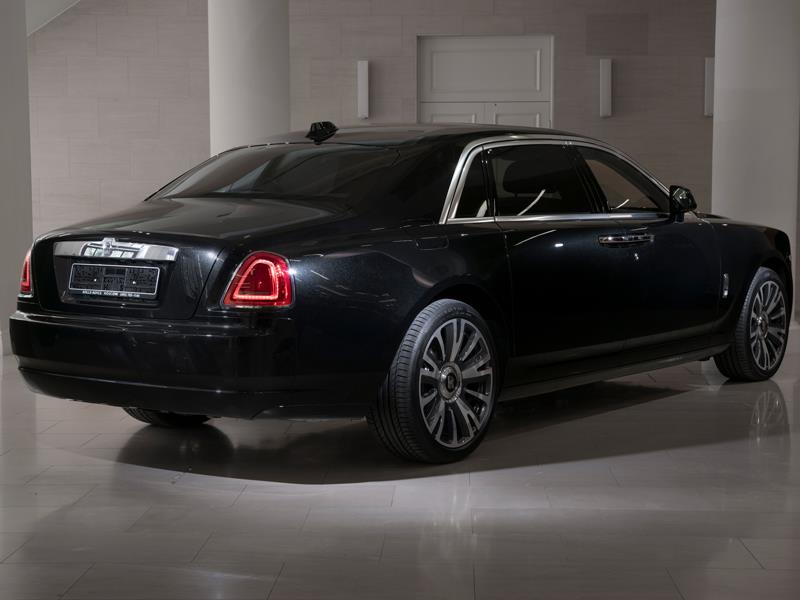 Rolls-Royce Ghost EWB  <br>Diamond Black 