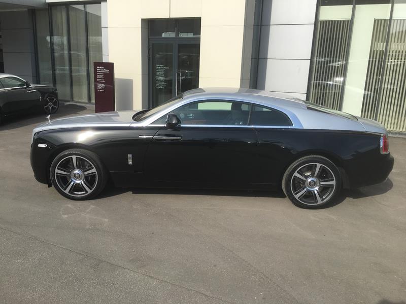 Rolls-Royce Wraith 2014 год <br>Diamond Black / Silver 