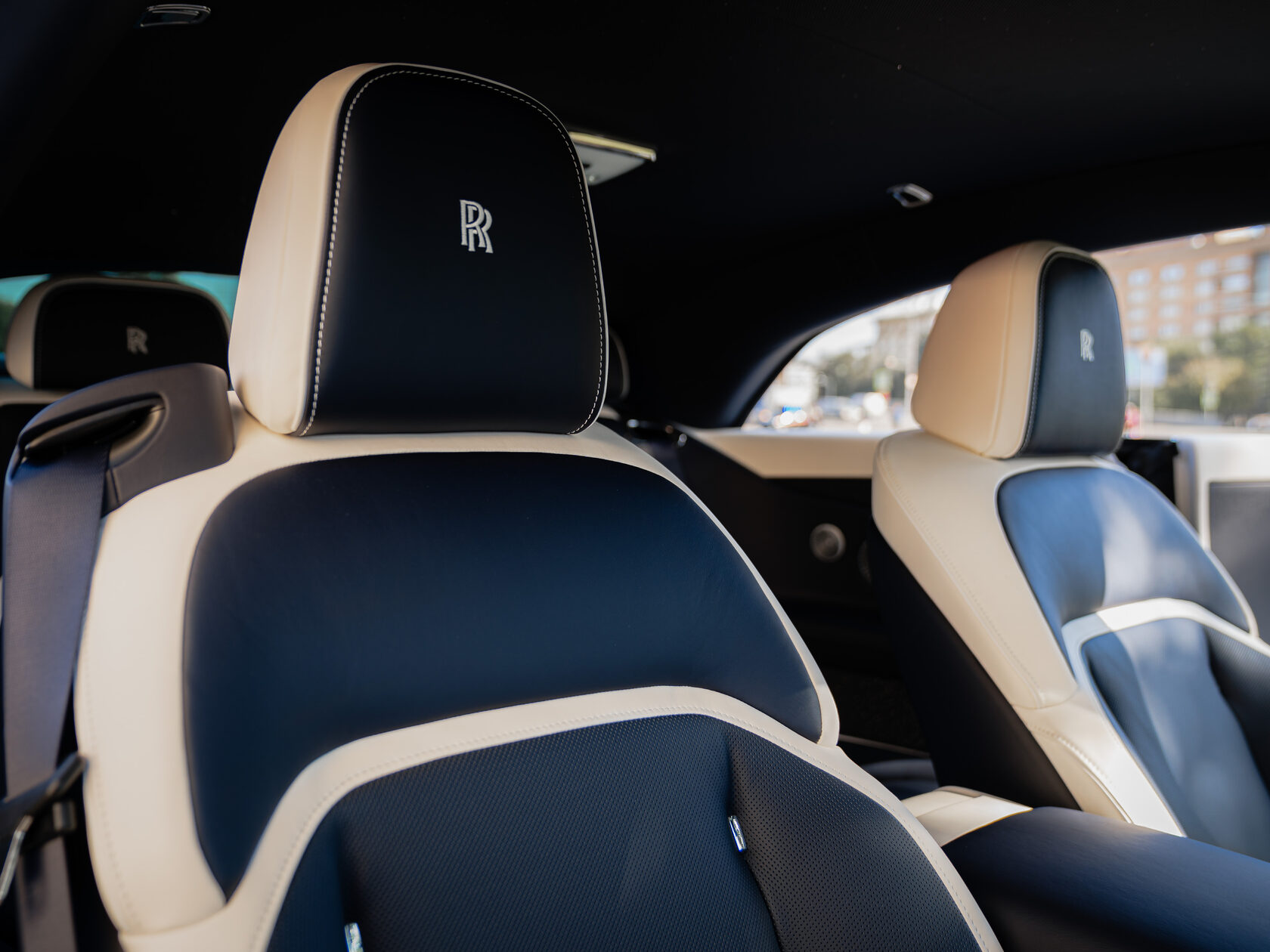 Rolls-Royce Spectre  <br>Midnight Sapphire 