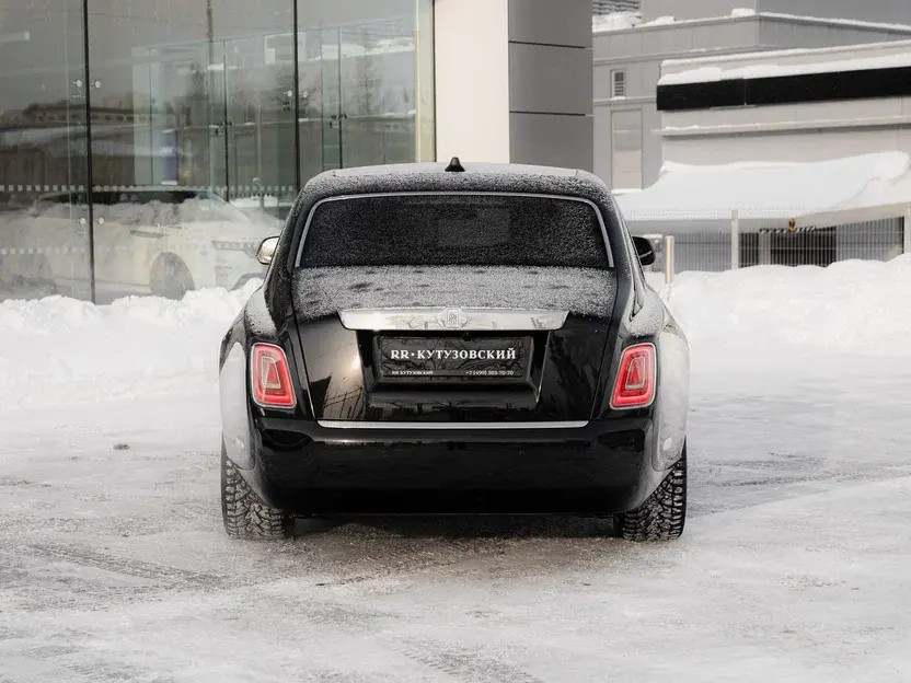 Rolls-Royce Phantom 2019 год <br>Black 
