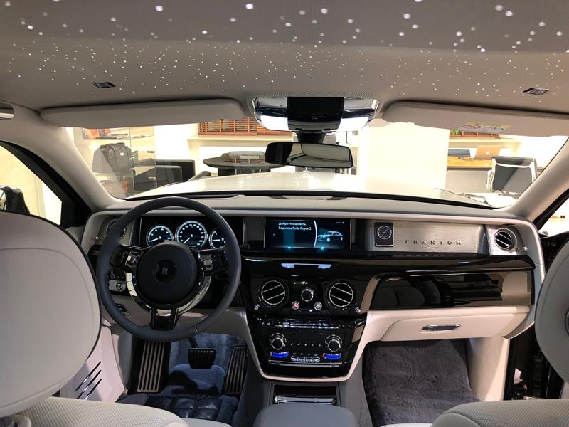 Rolls-Royce Phantom SWB 2018 год <br>Graphite 