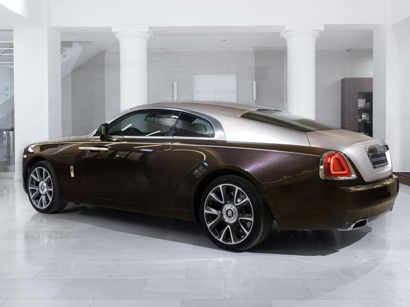 Rolls-Royce Wraith  <br>Smokey Quartz / White Sands 