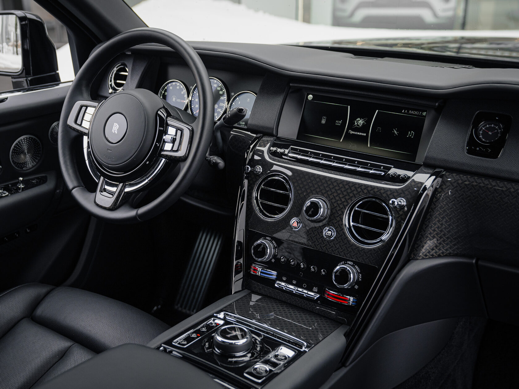 Rolls-Royce Cullinan Black Badge I 2025 год <br>Black Diamond 