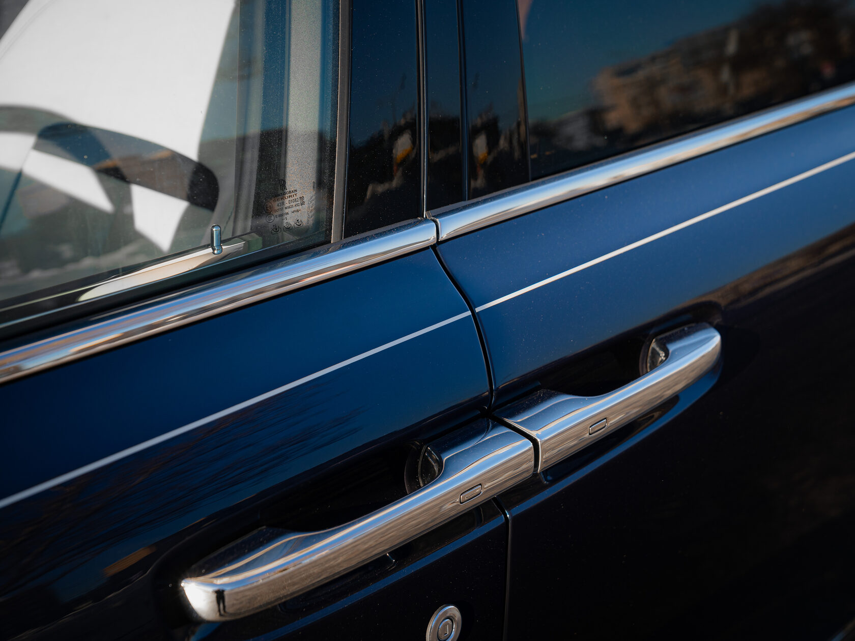 Rolls-Royce II Midnight Sapphire  <br>Midnight Sapphire 