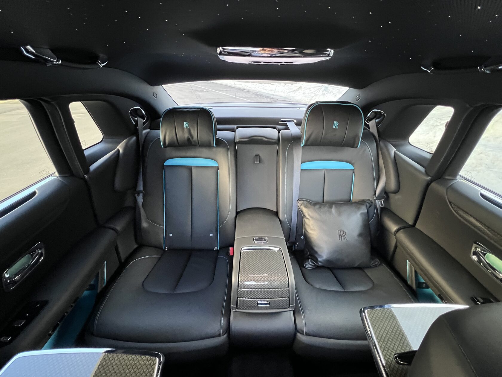 Rolls-Royce Ghost Black Badge by NOVITEC 2021 год <br>Черный Металлик Diamond Black 