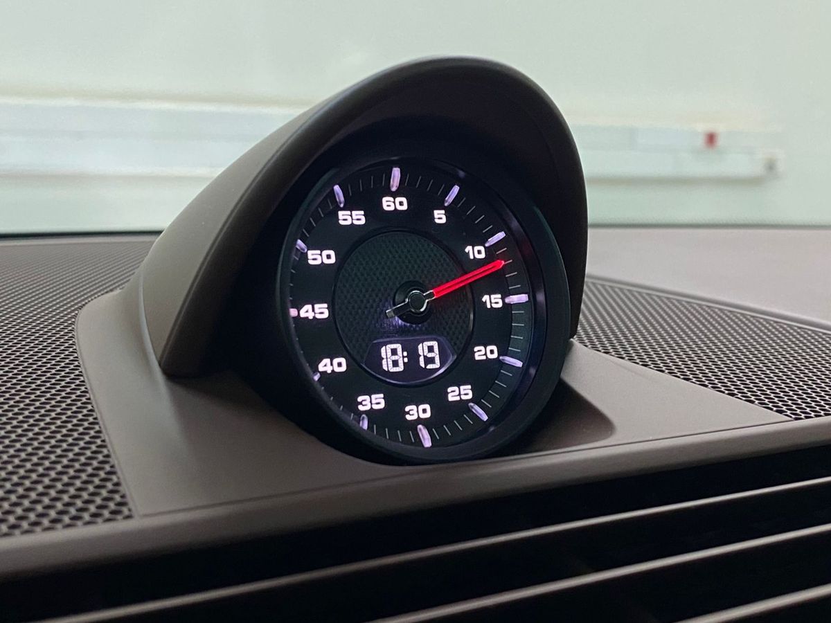 Rolls-Royce Panamera, II Рестайлинг 2021 год <br>Фиолетовый