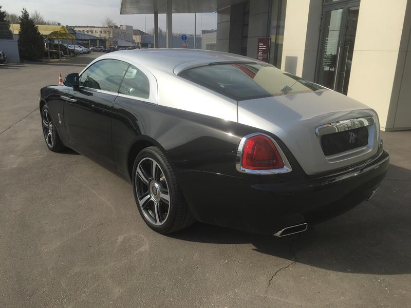 Rolls-Royce Wraith 2014 год <br>Diamond Black / Silver 