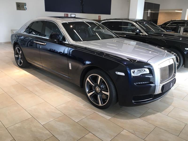 Rolls-Royce Ghost SWB 2015 год <br>Midnight Sapphire / Silver 