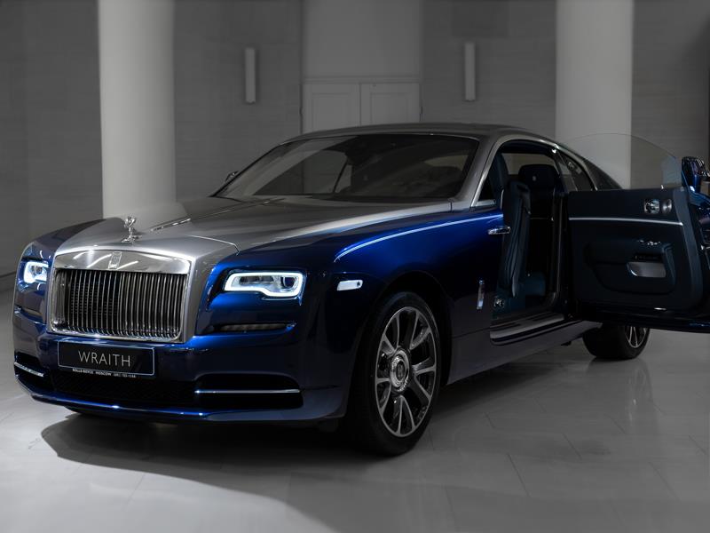 Rolls-Royce Wraith  <br>Midnight Sapphire / Jubilee Silver 