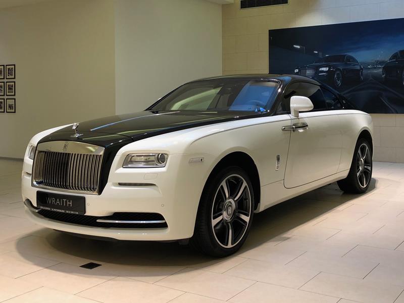 Rolls-Royce Wraith 2015  English White  Diamond Black         Black  Seashell      -        