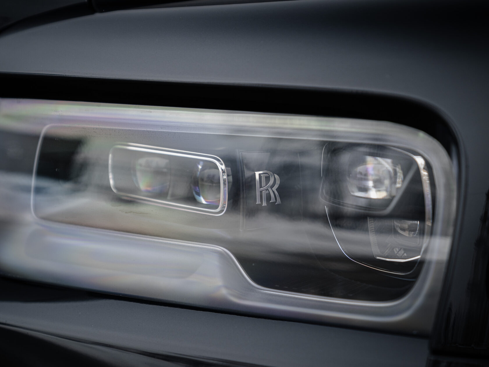 Rolls-Royce Cullinan Black Badge I 2025 год <br>Black Diamond 