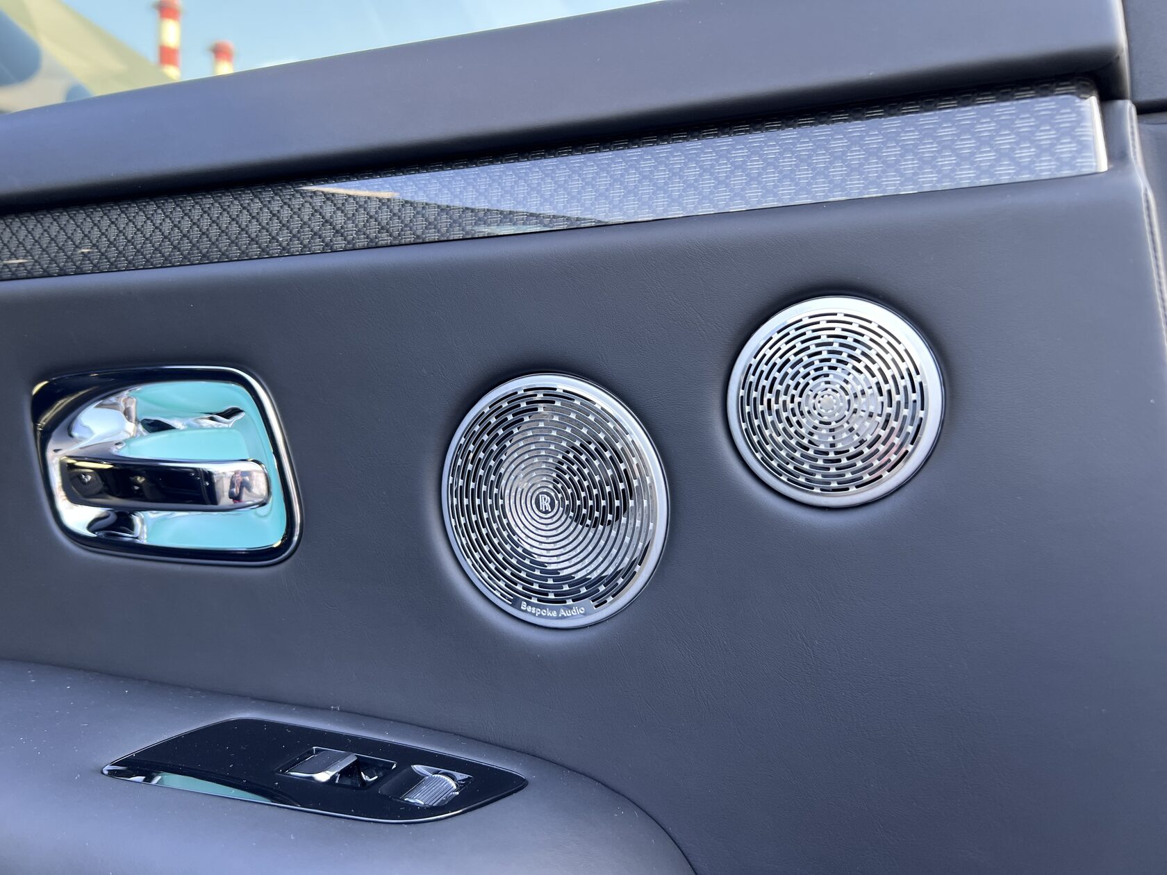 Rolls-Royce Ghost Black Badge by NOVITEC 2021 год <br>Черный Металлик Diamond Black 