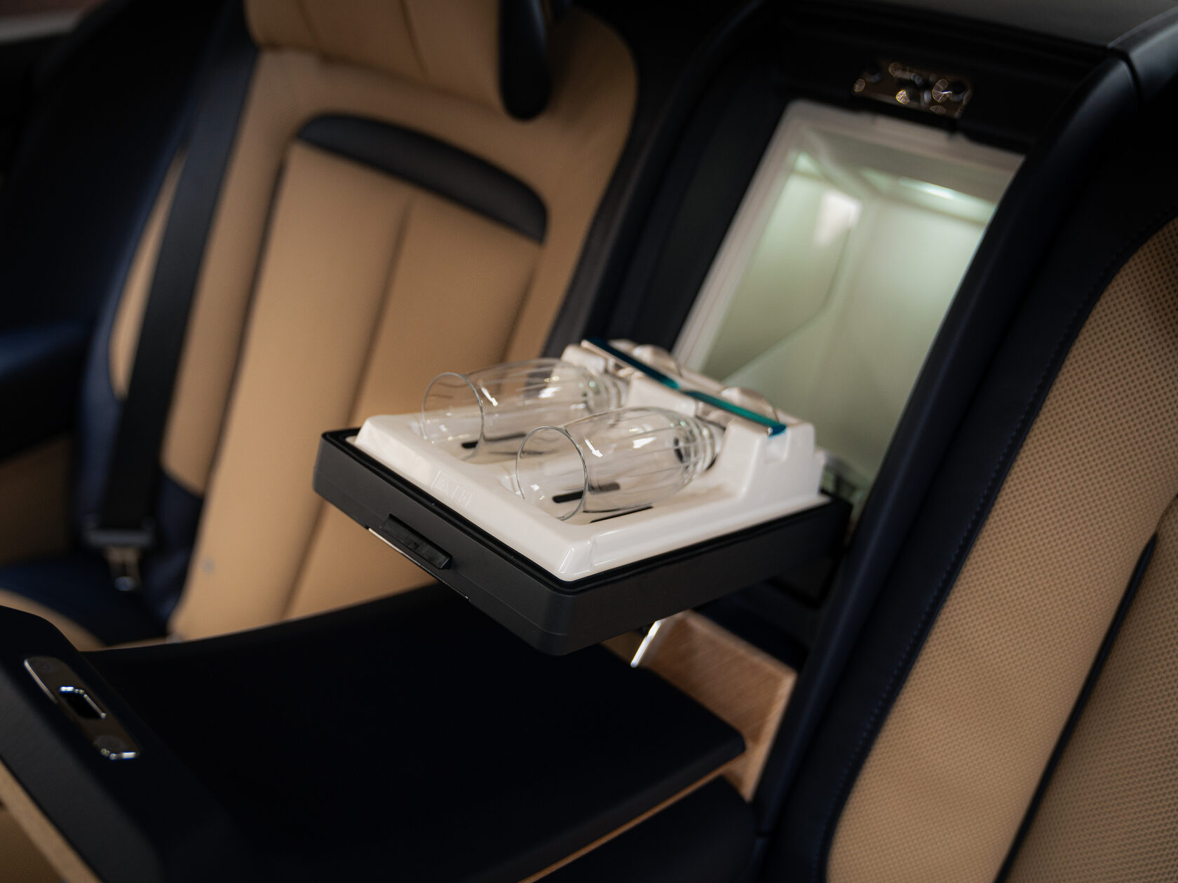 Rolls-Royce II Midnight Sapphire  <br>Midnight Sapphire 