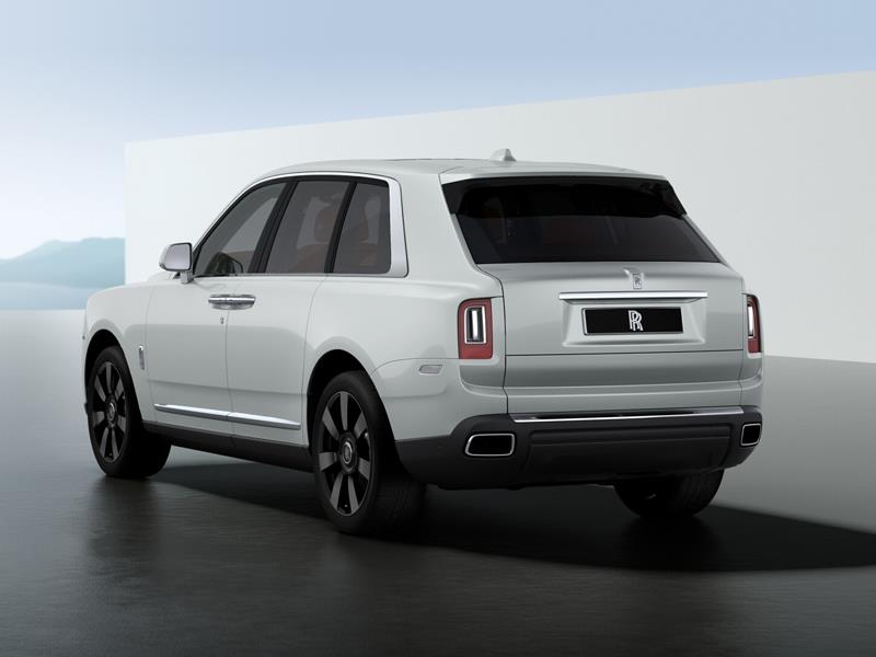 Rolls-Royce Cullinan  <br>Arctic White 