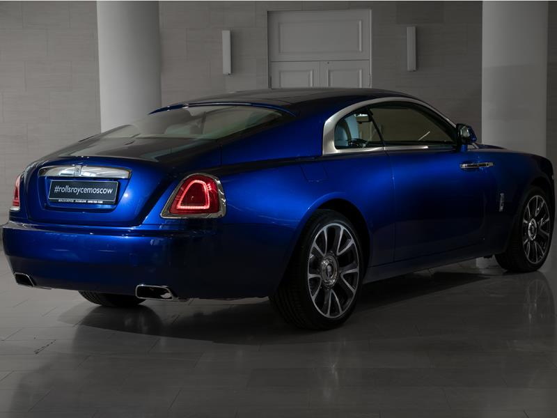 Rolls-Royce Wraith  <br>Crystal over Salamanca Blue 