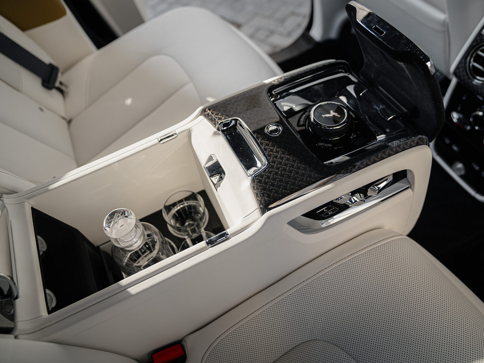 Rolls-Royce Cullinan Black Badge II  <br>Black Diamond